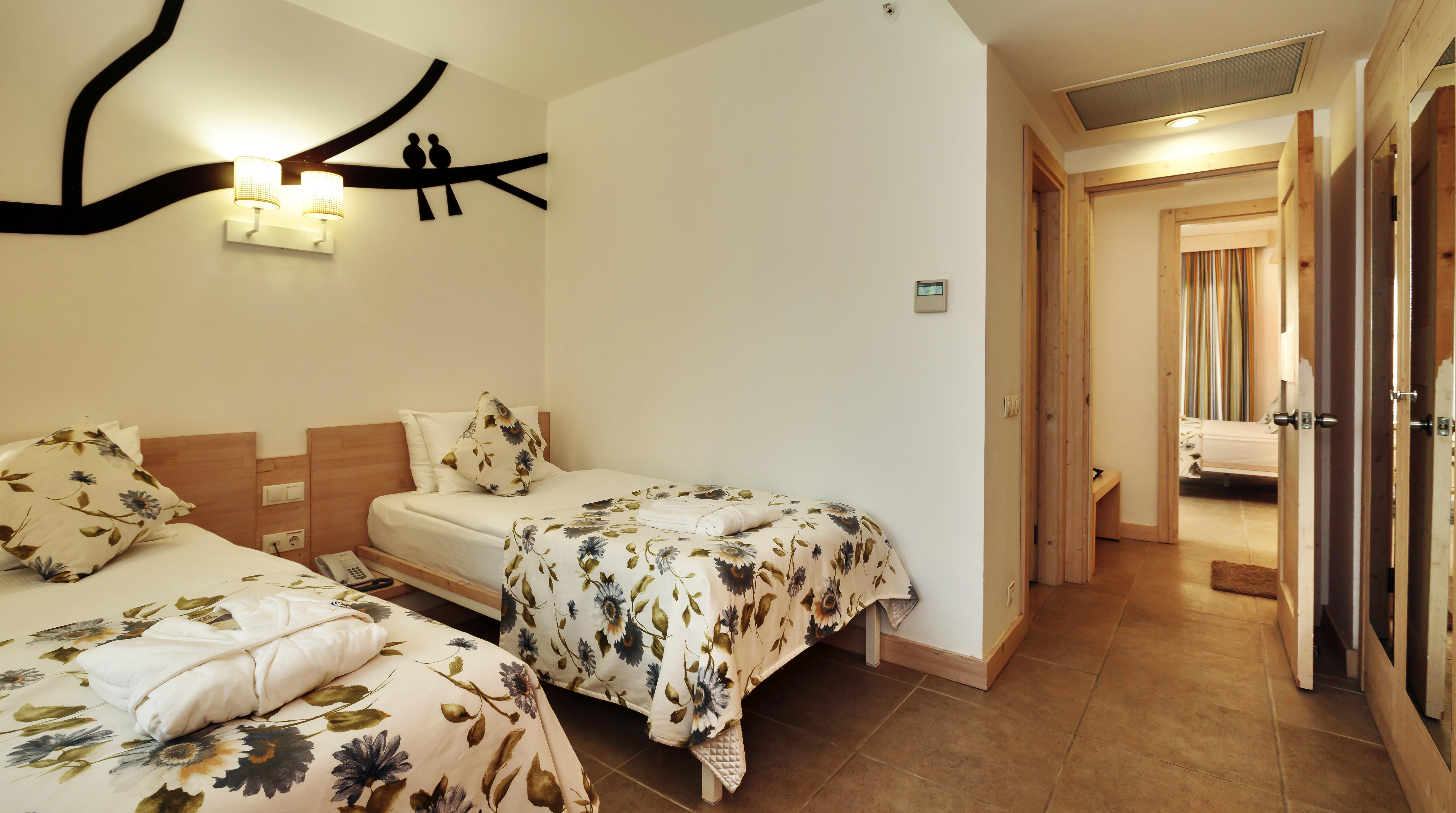 Sunis Kumkoey Beach Resort Hotel & Spa Сиде Екстериор снимка