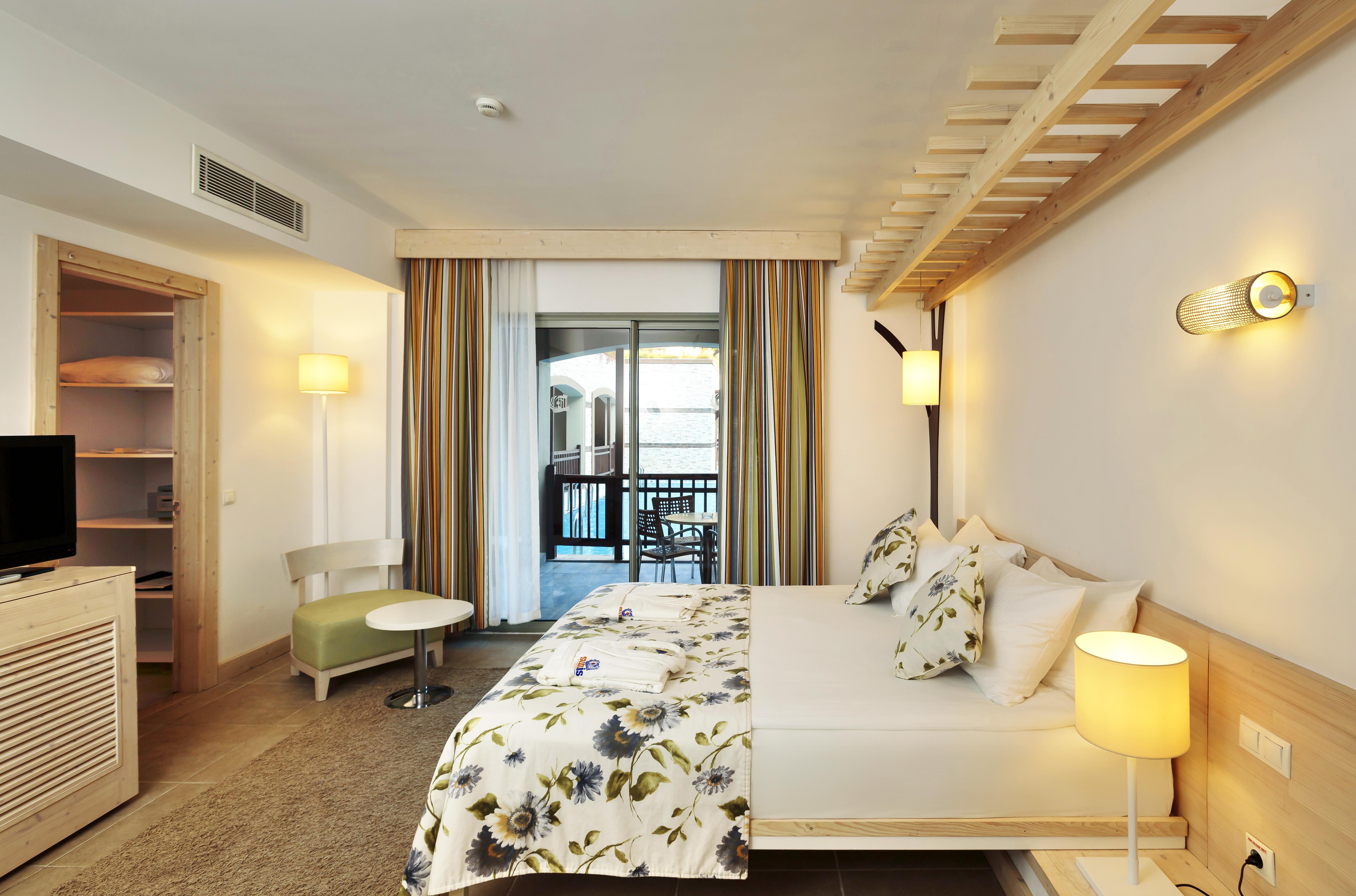 Sunis Kumkoey Beach Resort Hotel & Spa Сиде Екстериор снимка