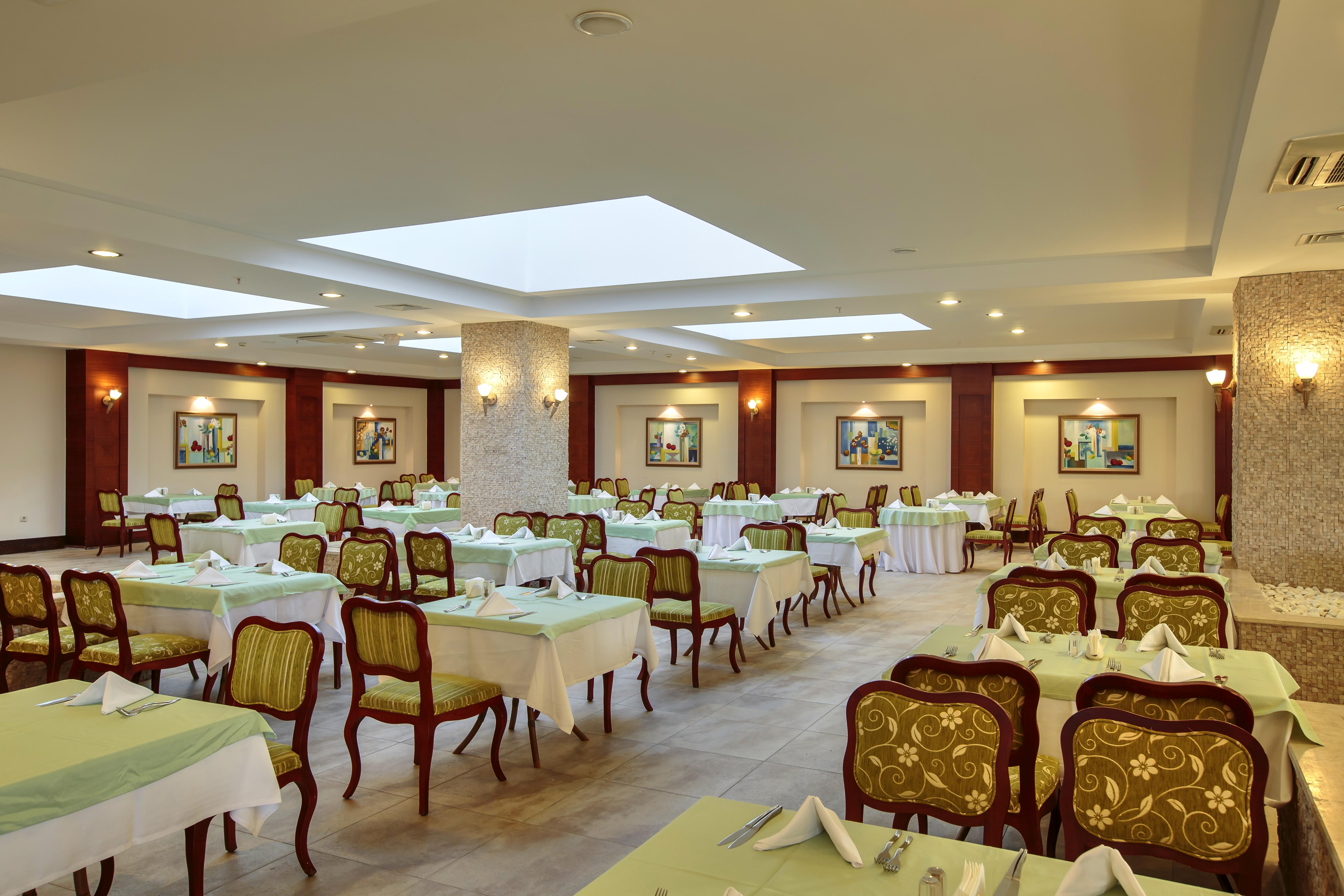 Sunis Kumkoey Beach Resort Hotel & Spa Сиде Екстериор снимка