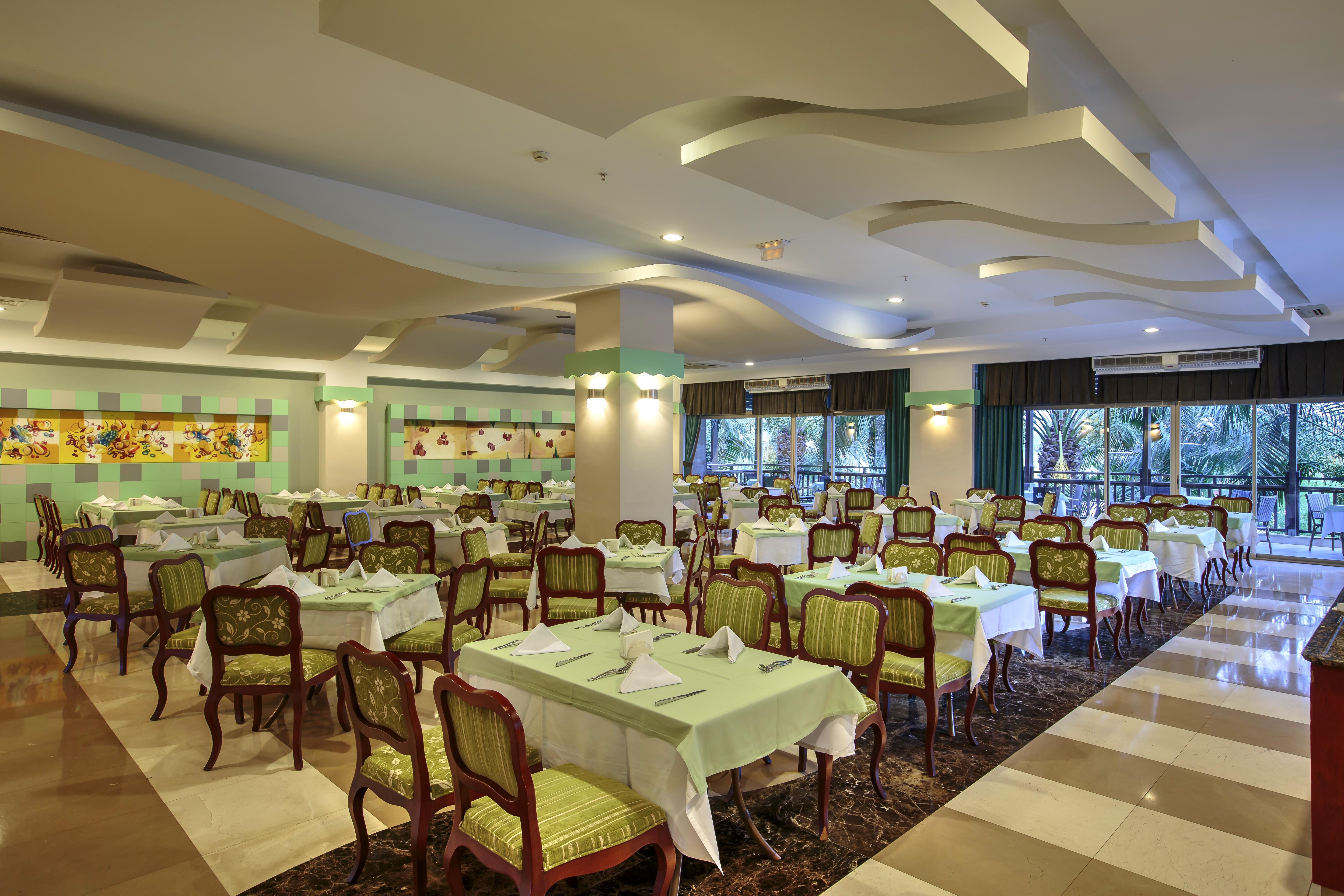 Sunis Kumkoey Beach Resort Hotel & Spa Сиде Екстериор снимка