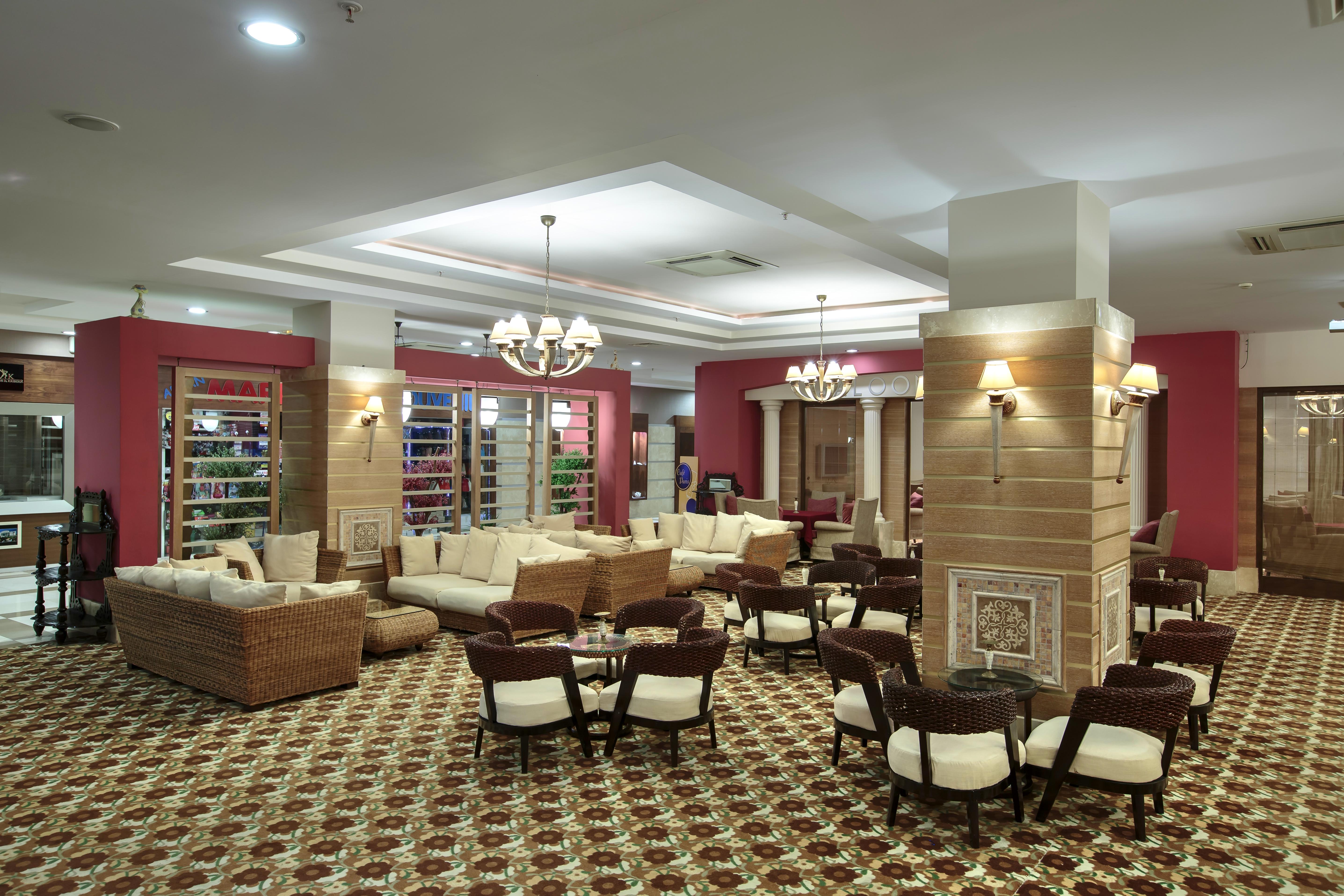 Sunis Kumkoey Beach Resort Hotel & Spa Сиде Екстериор снимка
