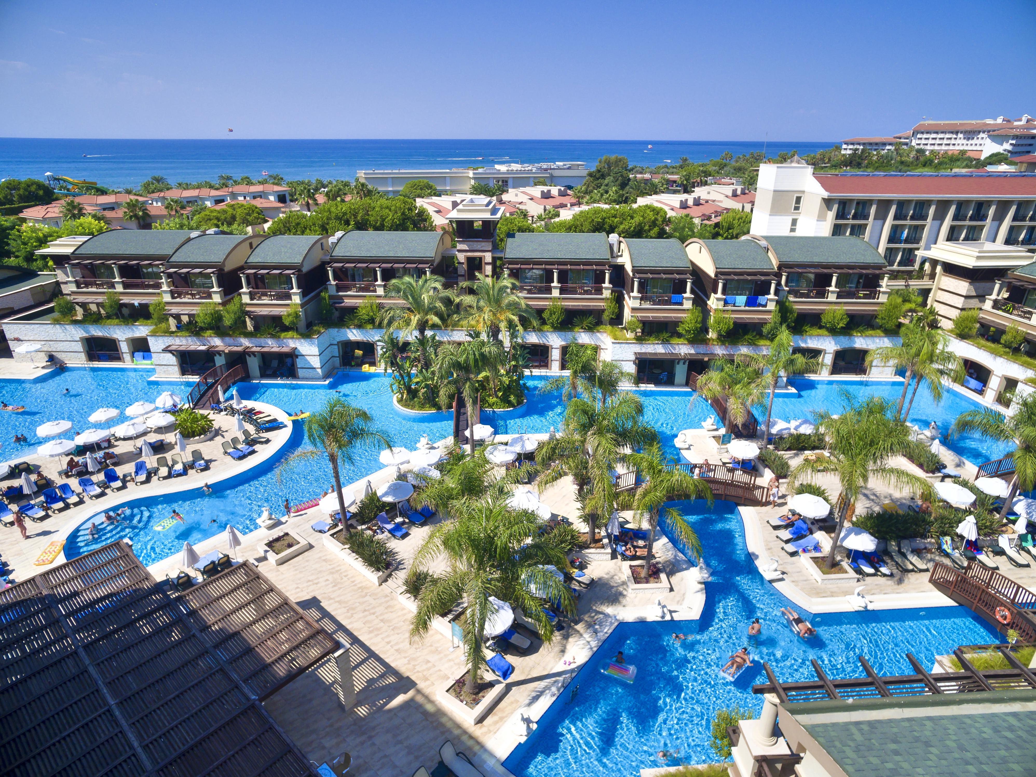 Sunis Kumkoey Beach Resort Hotel & Spa Сиде Екстериор снимка